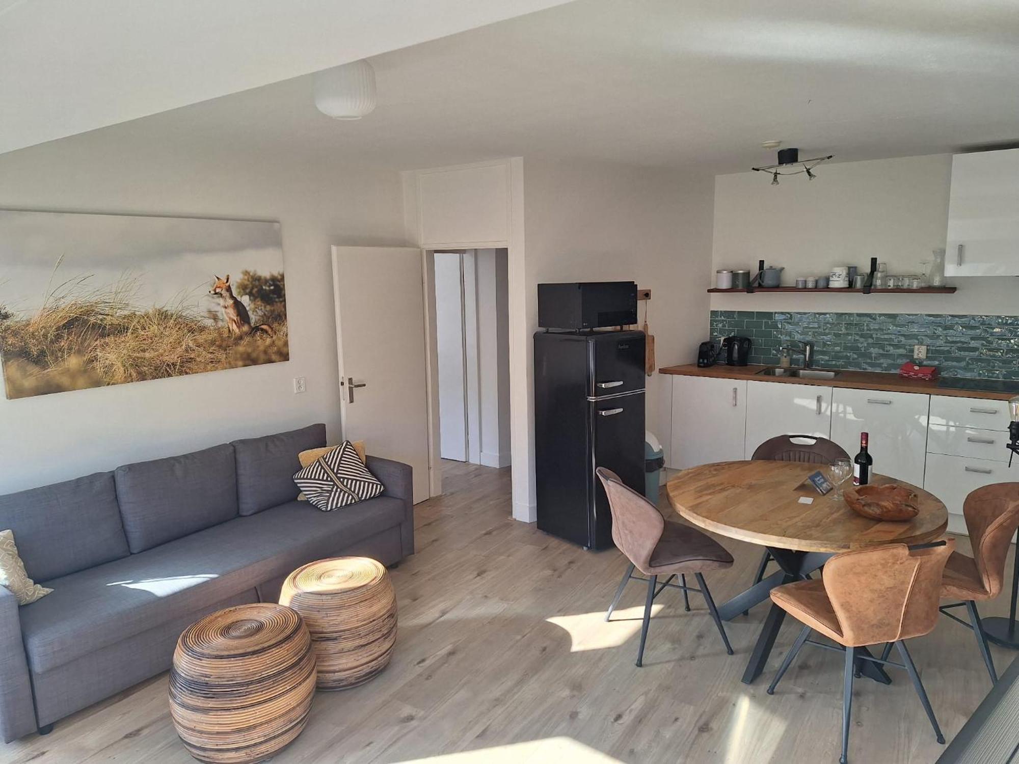 Apartment Duinvos 150M From The Beach ノールトウェイク エクステリア 写真